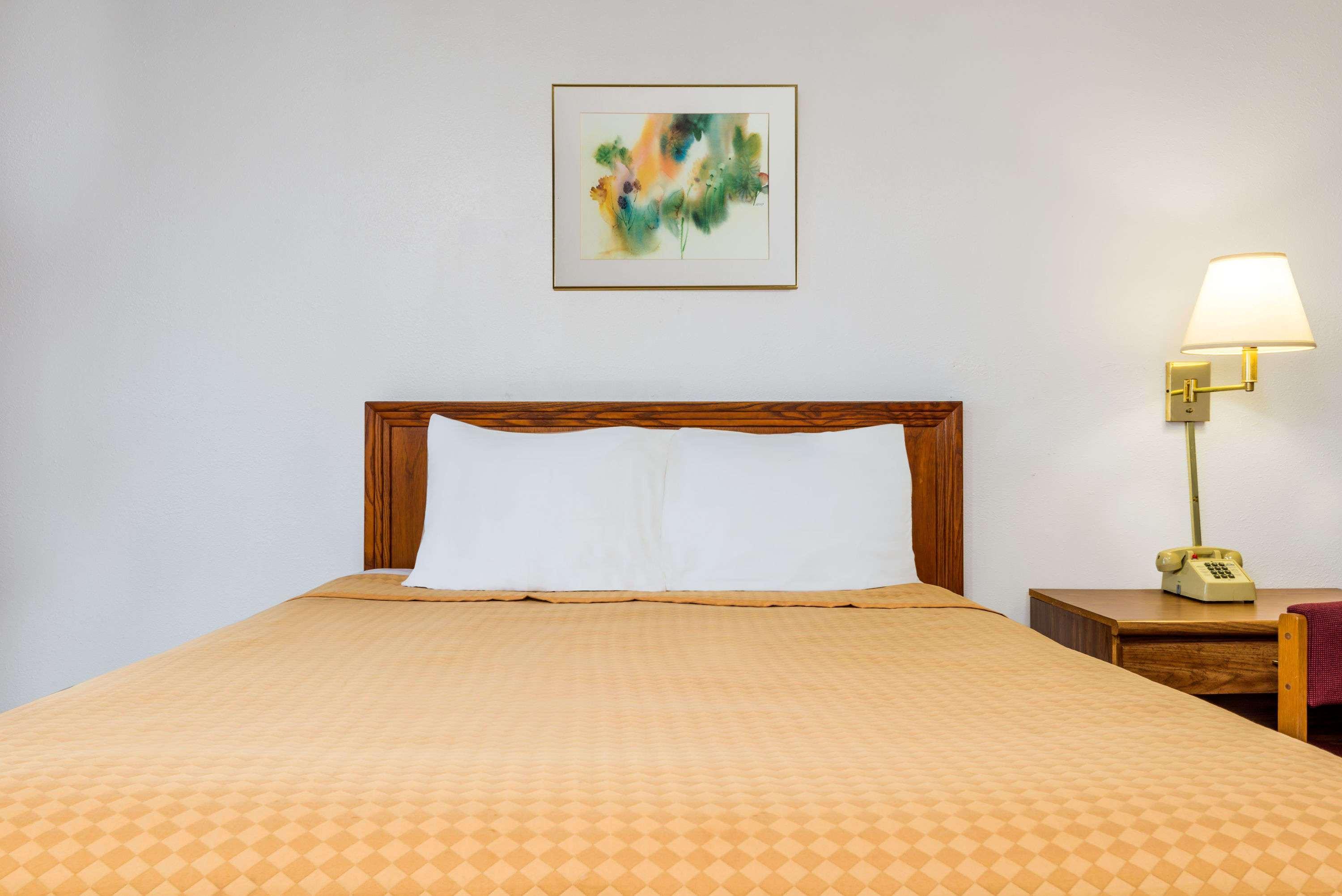 Days Inn By Wyndham Mt. Sterling Маунт-Стерлинг Экстерьер фото