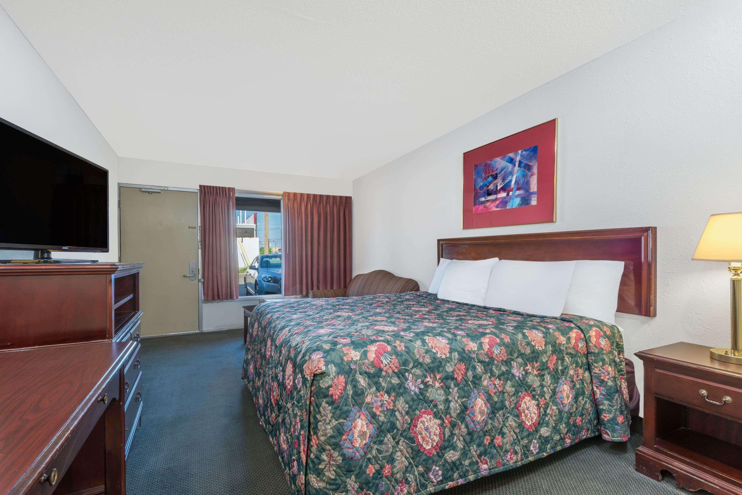 Days Inn By Wyndham Mt. Sterling Маунт-Стерлинг Экстерьер фото
