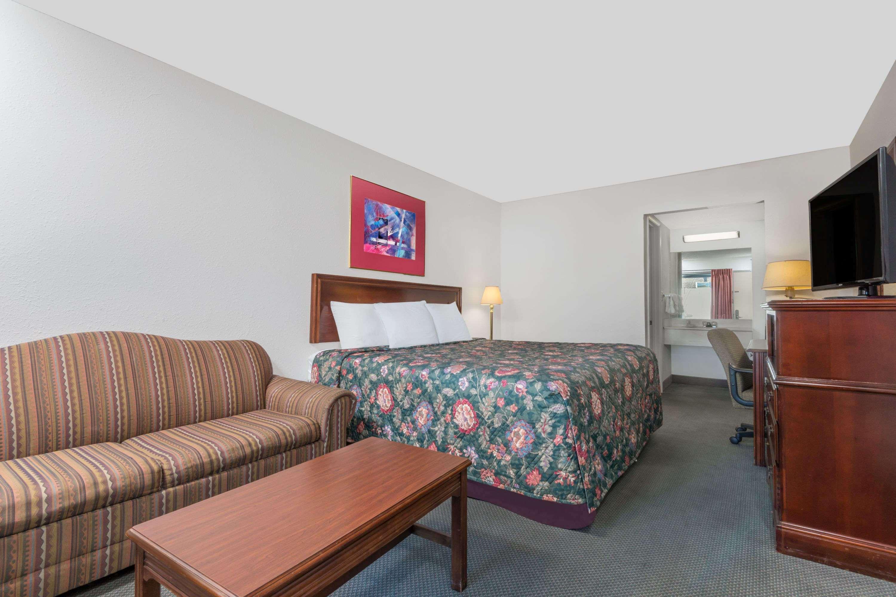 Days Inn By Wyndham Mt. Sterling Маунт-Стерлинг Экстерьер фото