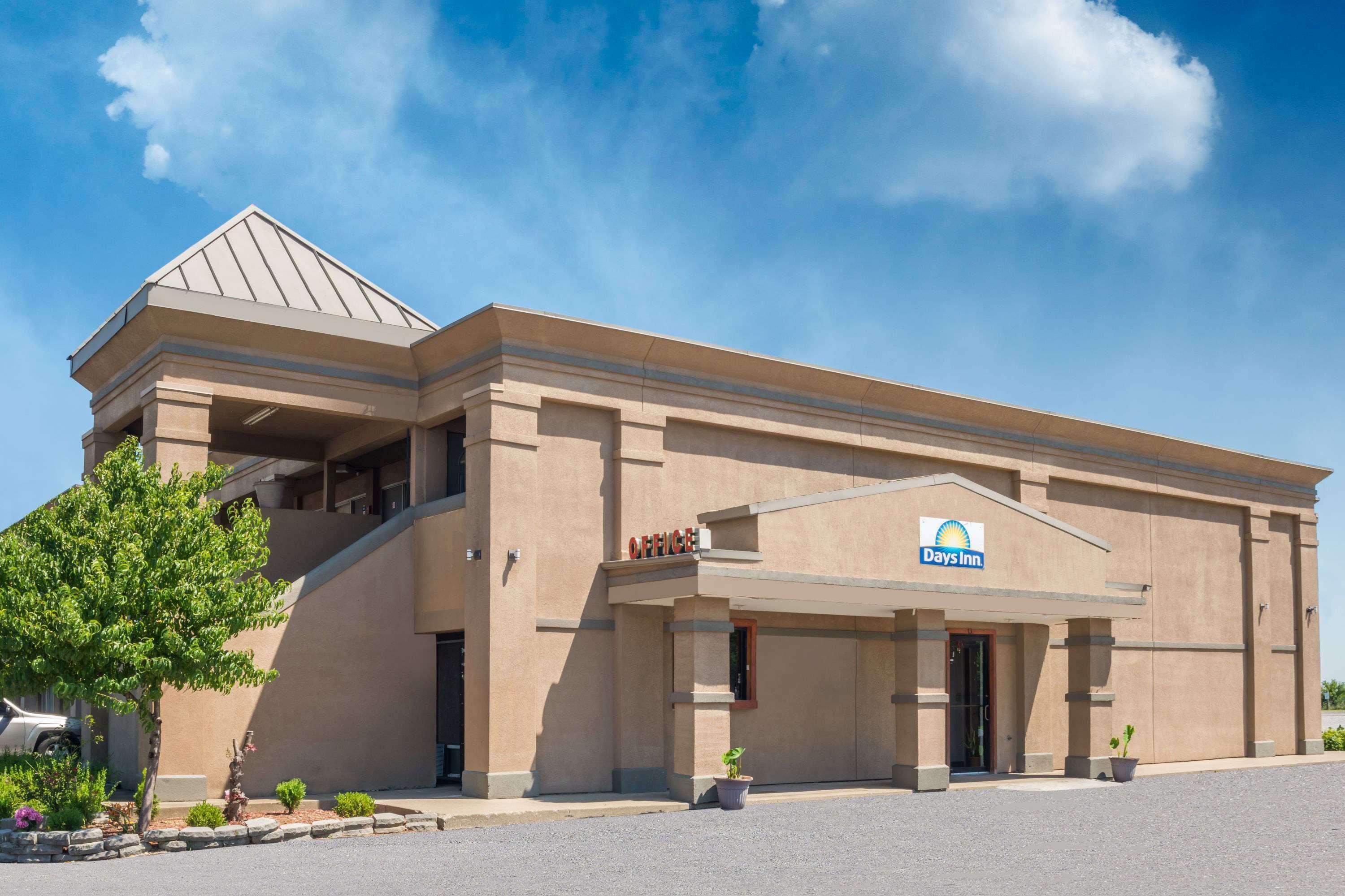 Days Inn By Wyndham Mt. Sterling Маунт-Стерлинг Экстерьер фото